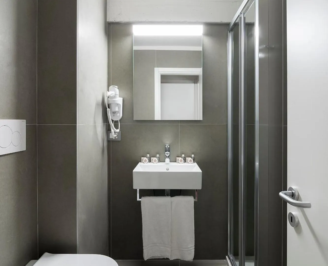 בוקה די קדורה Appartamenti Corte Residence מלון דירות בוקה די קדורה